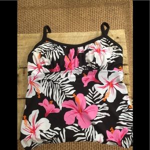 Women’s swim tankini top